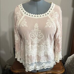 Democracy Cream Embroidered 3/4 Sleeve Blouse